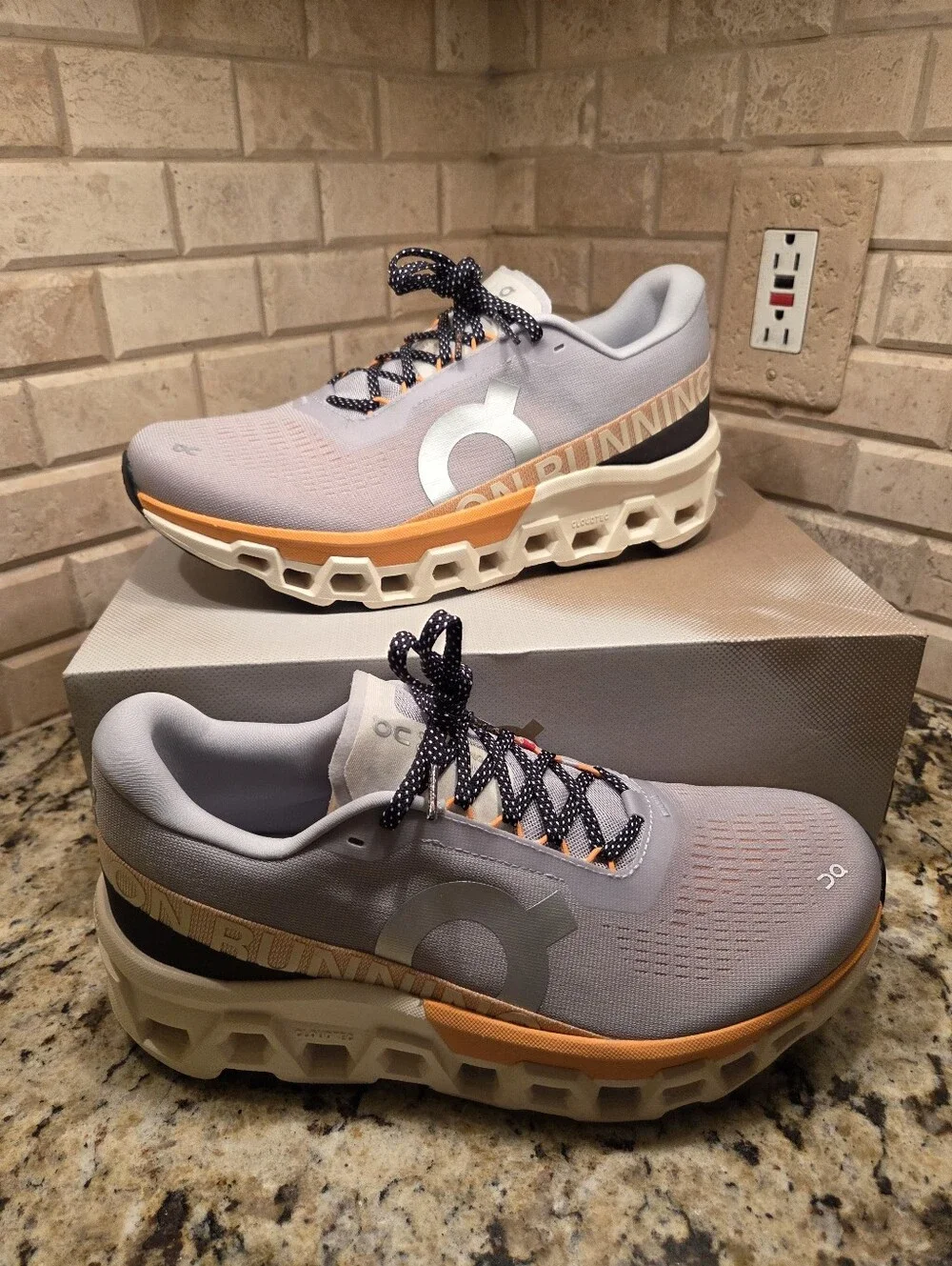 ON Cloudmonster 2 Glacier/Tangerine Men's Size 10 – Deadstock (DS) – New in Box